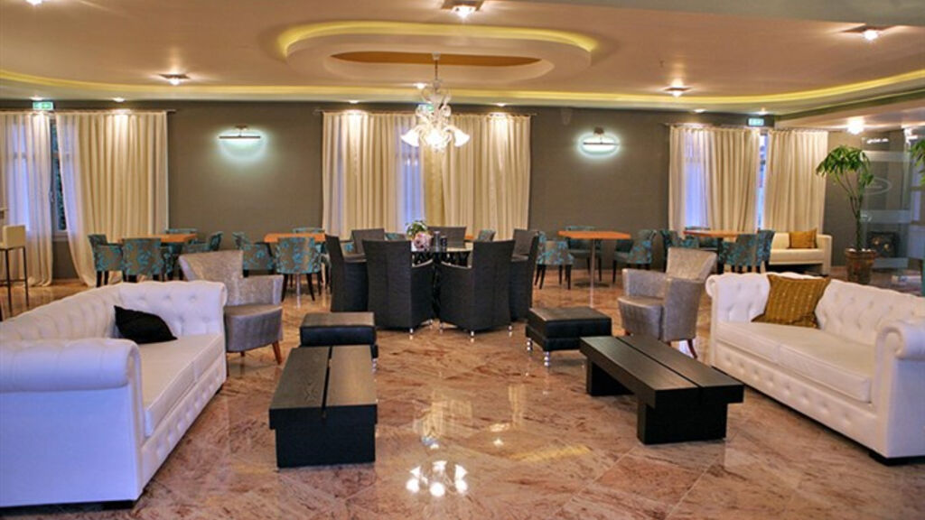 Theofilos Superior Resort
