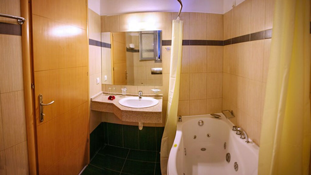 Theofilos Superior Resort