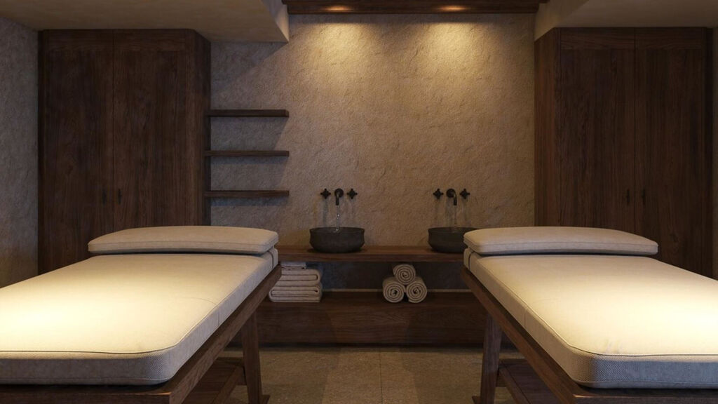 Theros All Suite Hotel