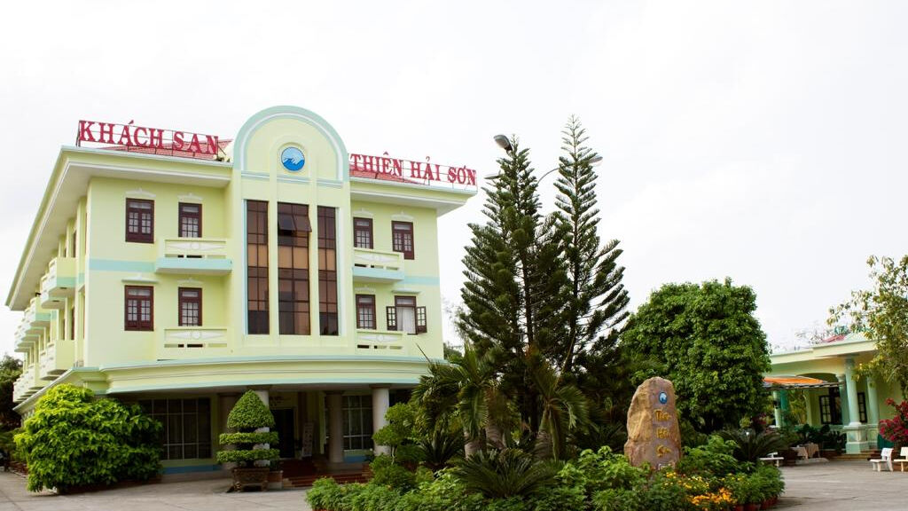 Thien Hai Son Resort