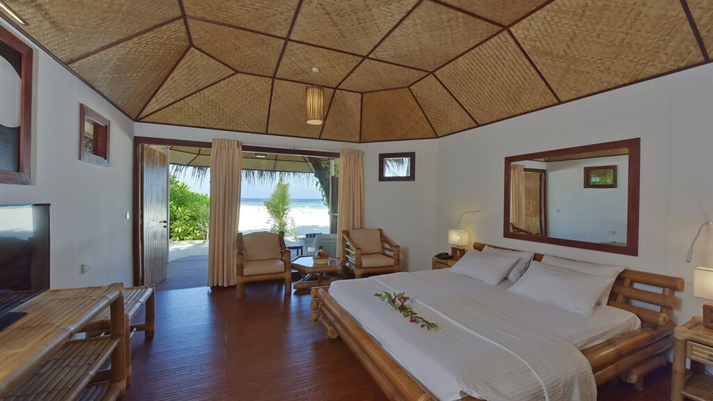 Hotel Thulhagiri Island Resort & Spa