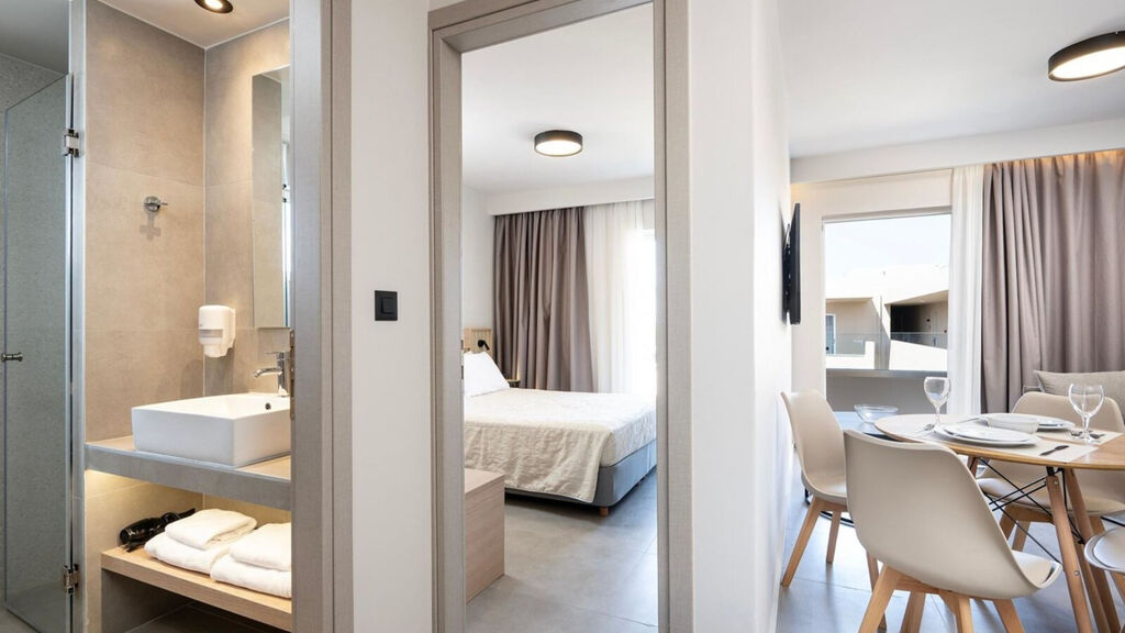 Time To Smile Saline