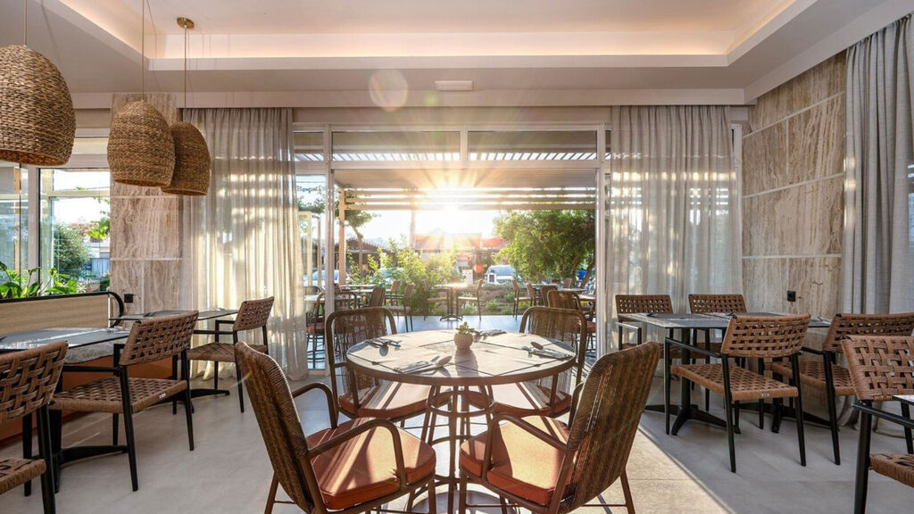 Time To Smile Saline