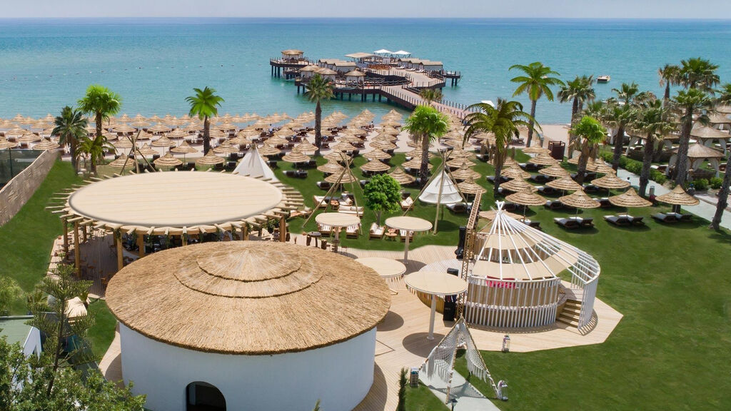 Titanic Mardan Palace