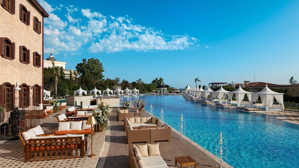 Titanic Mardan Palace