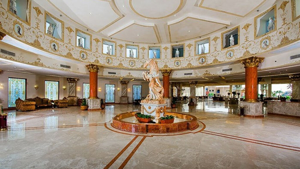 Titanic Palace