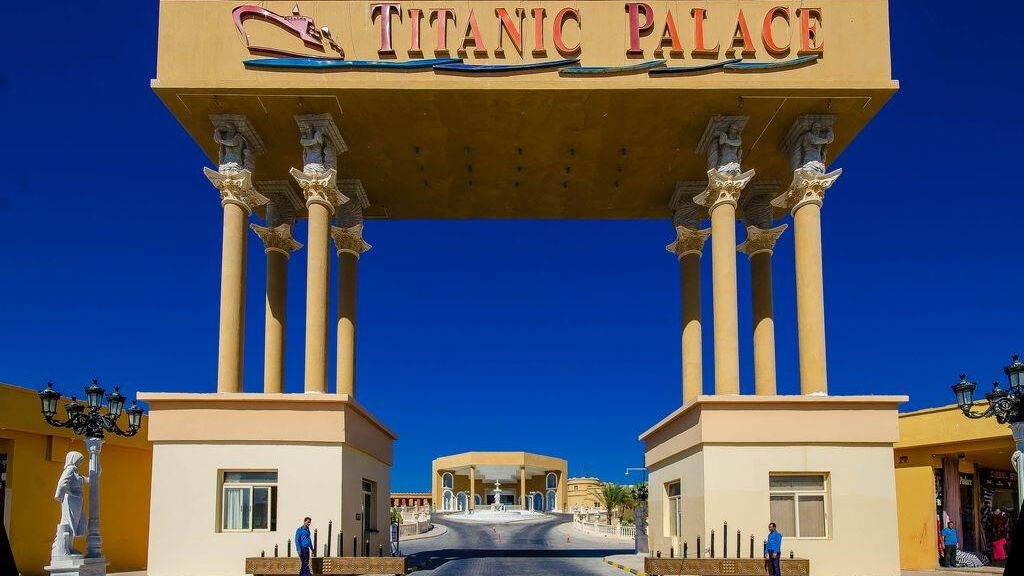 Titanic Palace