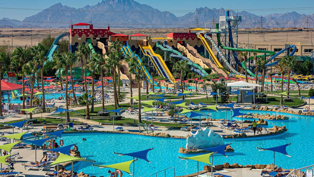 Titanic Resort & Aqua Park