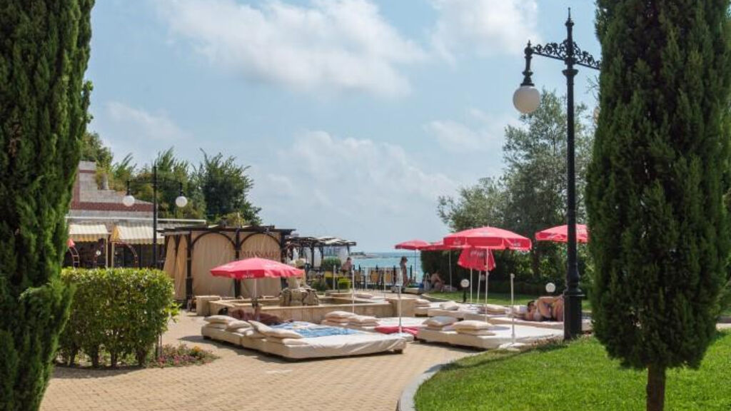 Tiva del Mar (ex Caesar Palace)