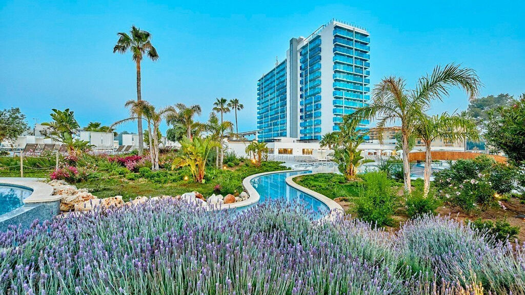 BG Tonga Design & Suites Tower