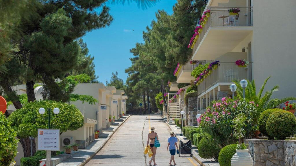 Tosca Beach