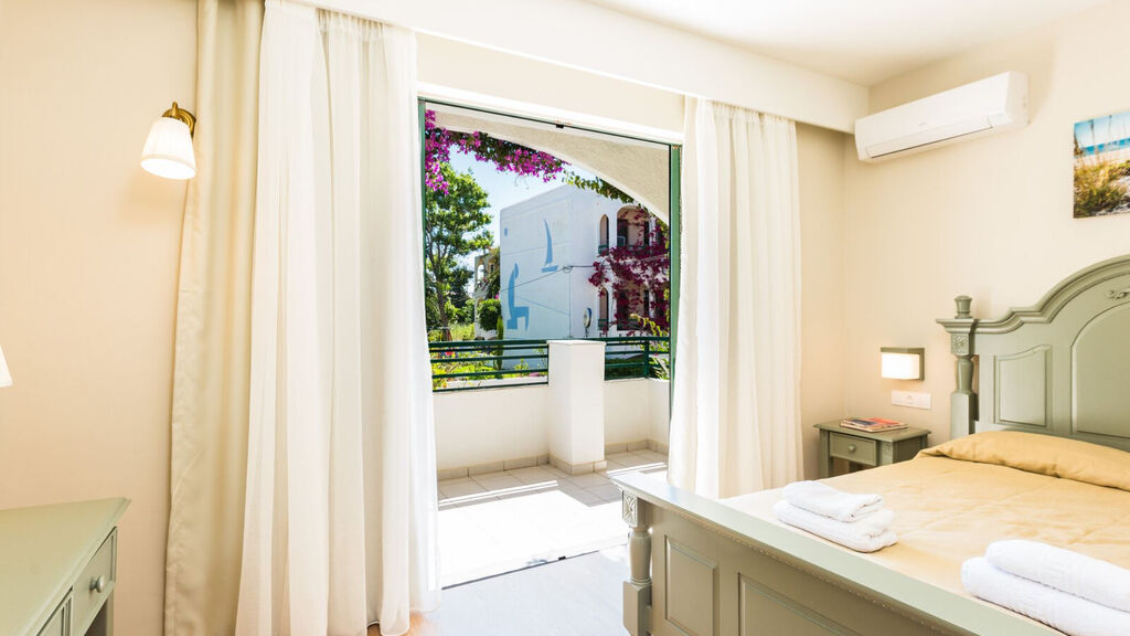 Trefon Hotel & Apartments