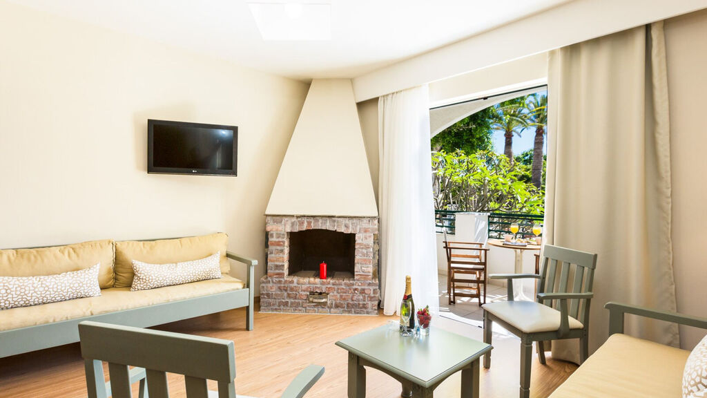 Trefon Hotel & Apartments