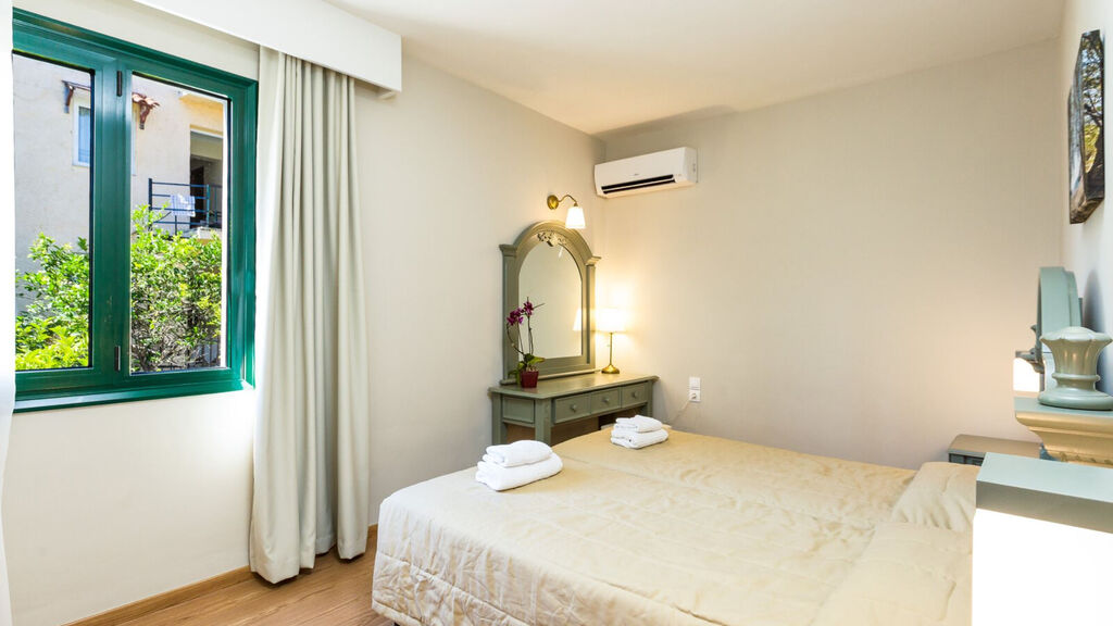 Trefon Hotel & Apartments