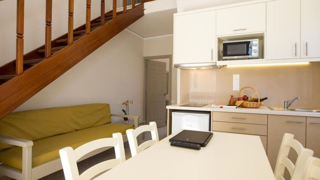 Trefon Hotel & Apartments