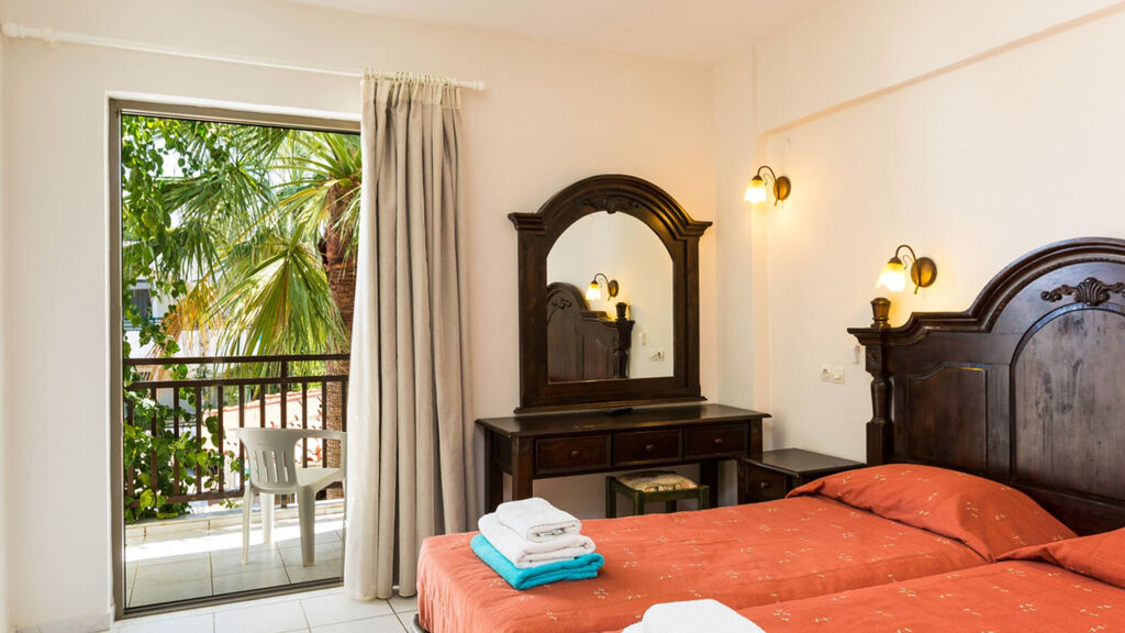 Trefon Hotel & Apartments