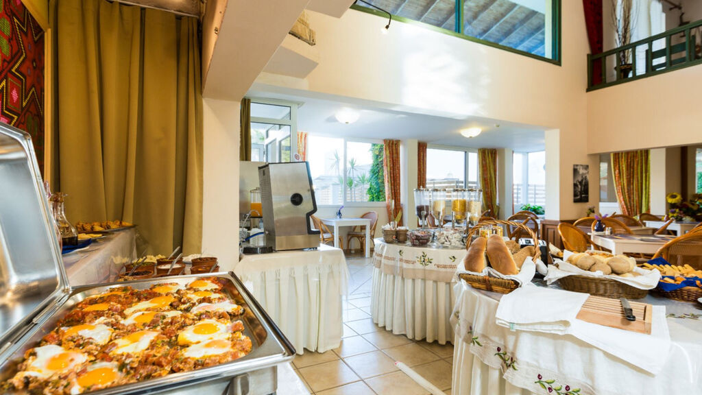 Trefon Hotel & Apartments