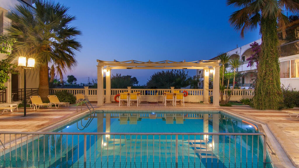 Trefon Hotel & Apartments