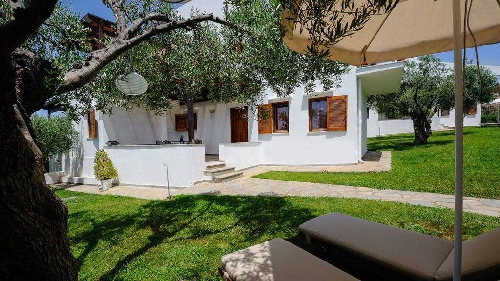 Trikorfo Beach Villas