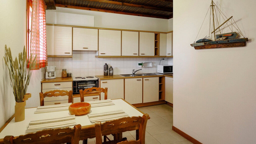 Trikorfo Beach Villas