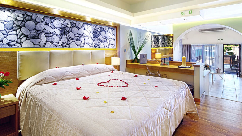 Tui Blue Oceanis Beach Resort & Spa