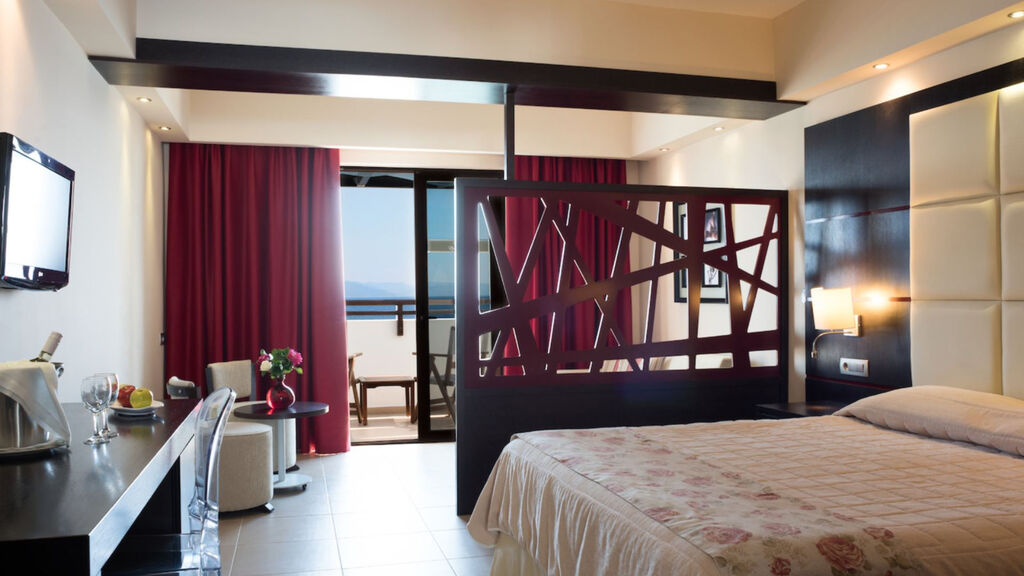 Tui Blue Oceanis Beach Resort & Spa