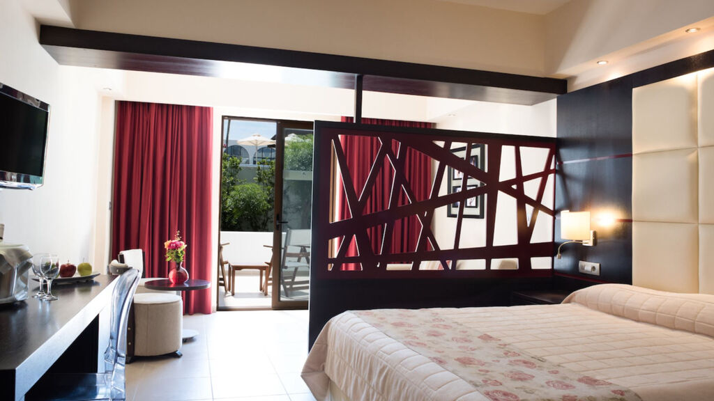 Tui Blue Oceanis Beach Resort & Spa