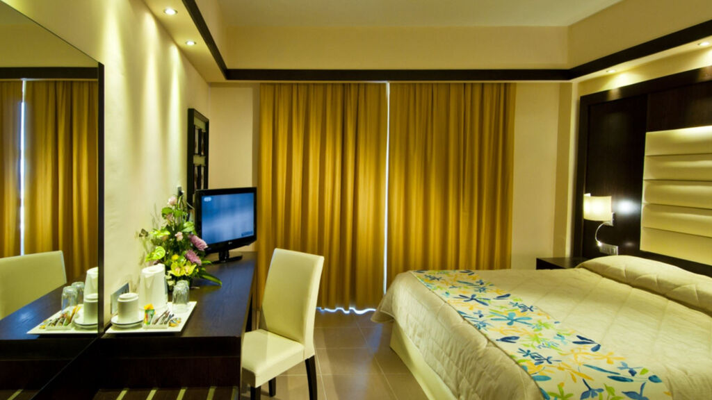 Tui Blue Oceanis Beach Resort & Spa