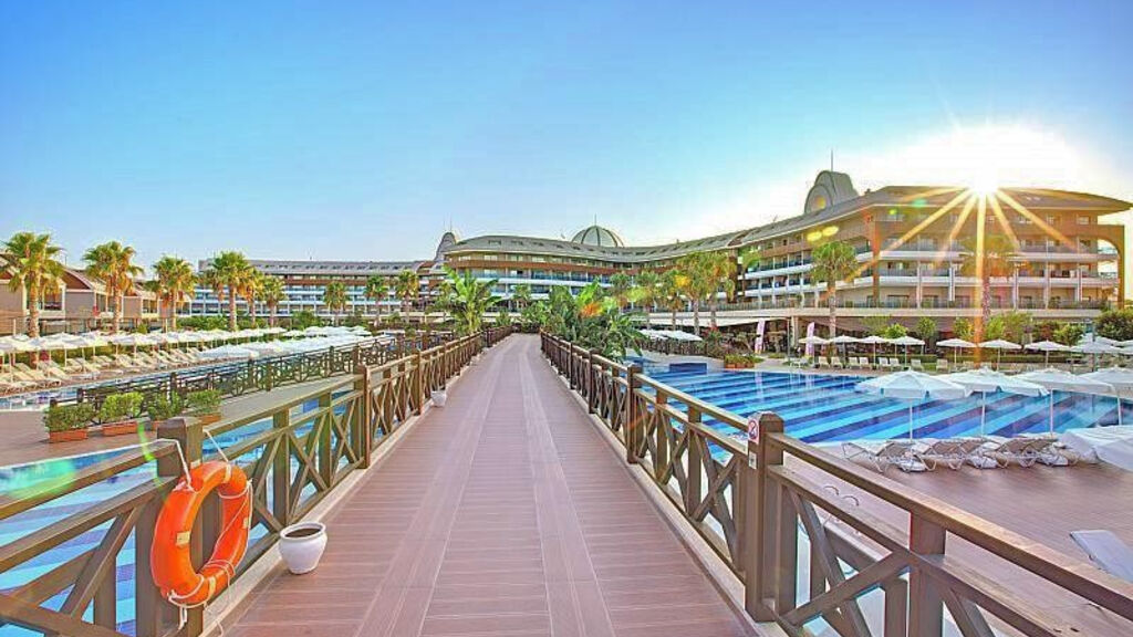 Tui Magic Life Jacaranda