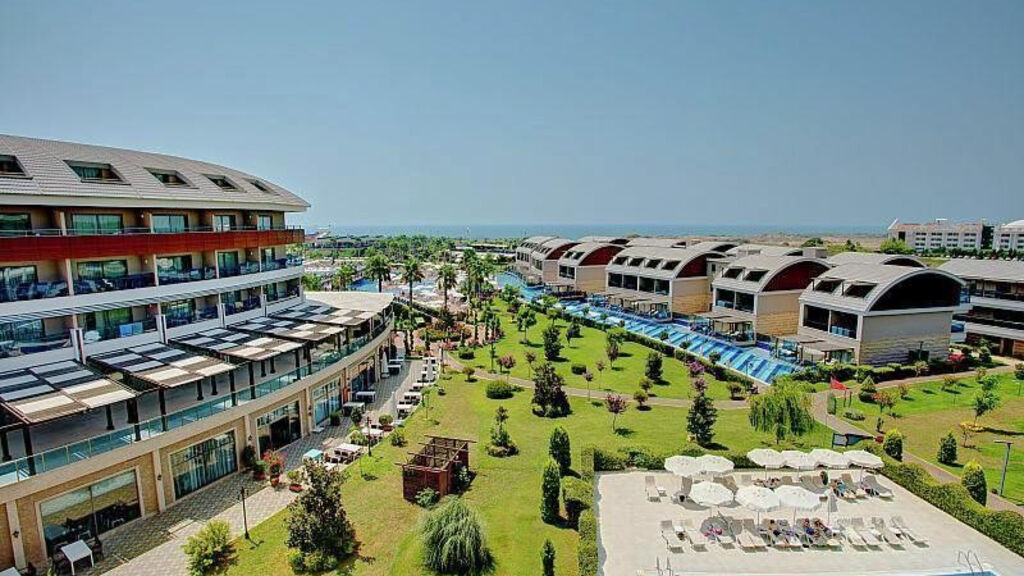 Tui Magic Life Jacaranda