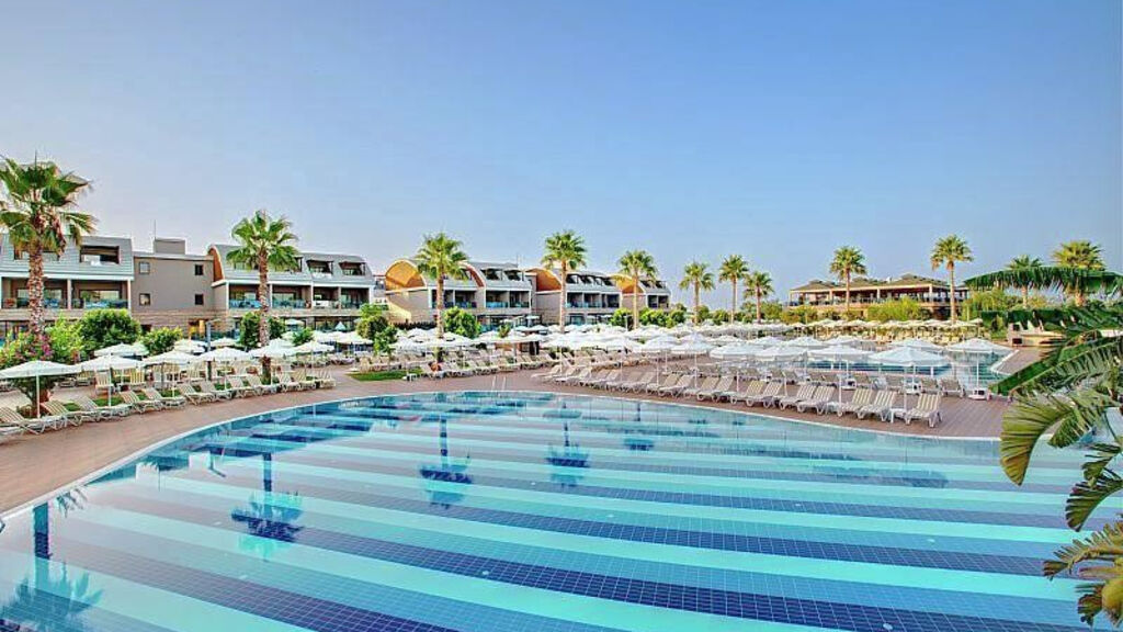 Tui Magic Life Jacaranda