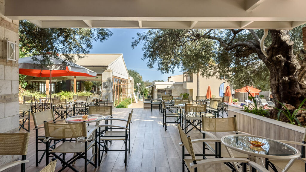 Tui Suneo Althea Village