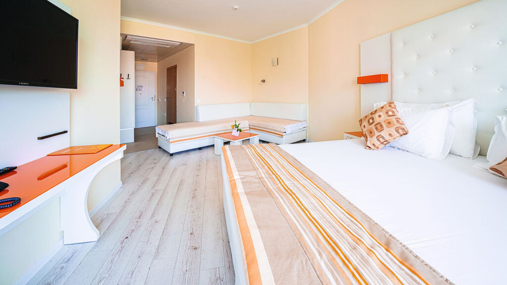 Tui Suneo Serenity Bay 