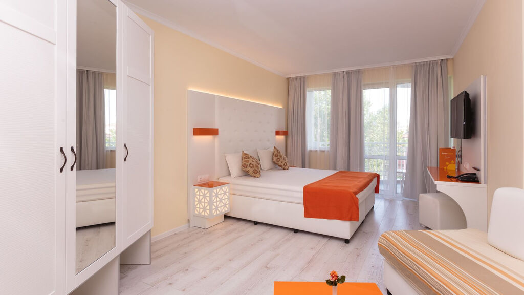 Tui Suneo Serenity Bay 