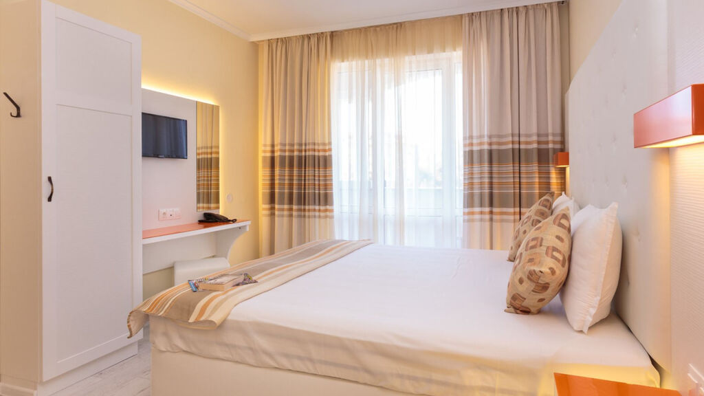 Tui Suneo Serenity Bay 