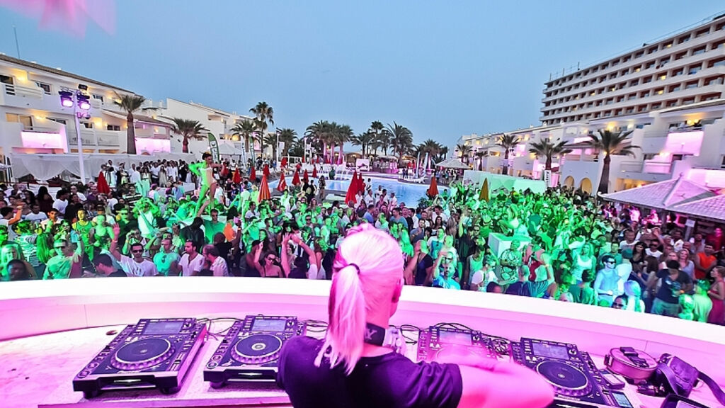 Ushuaia Ibiza Beach