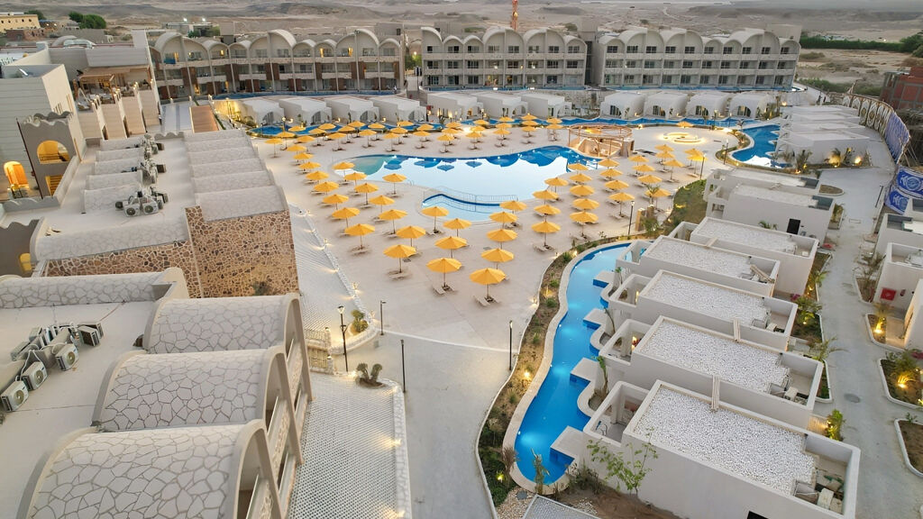 Utopia Blue Resort