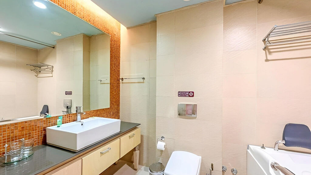 Utopia Resort & Spa