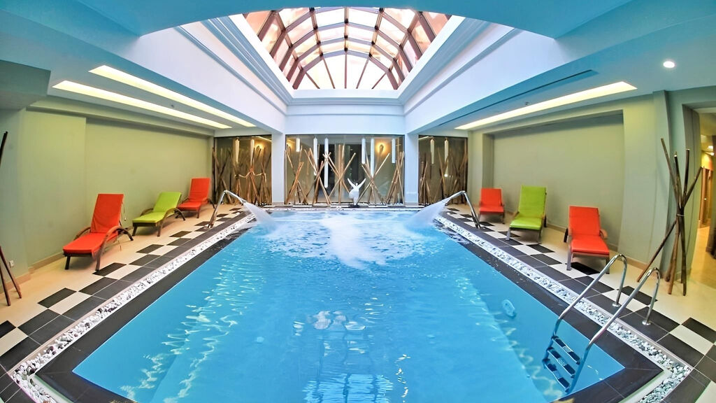 Utopia Resort & Spa