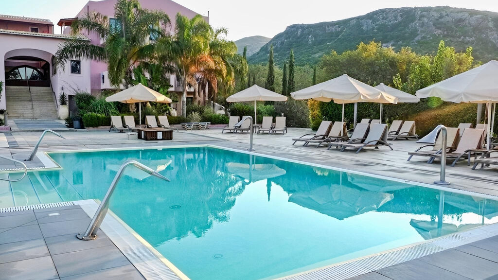Utopia Resort & Spa