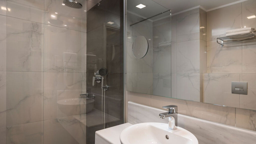 Vantaris Garden & Corner