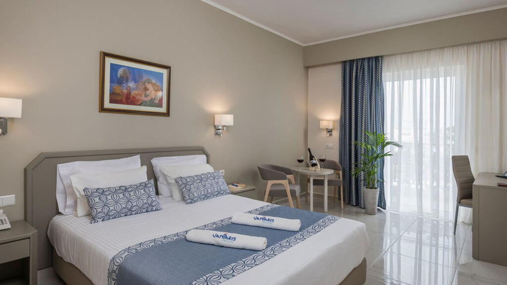 Vantaris Garden & Corner