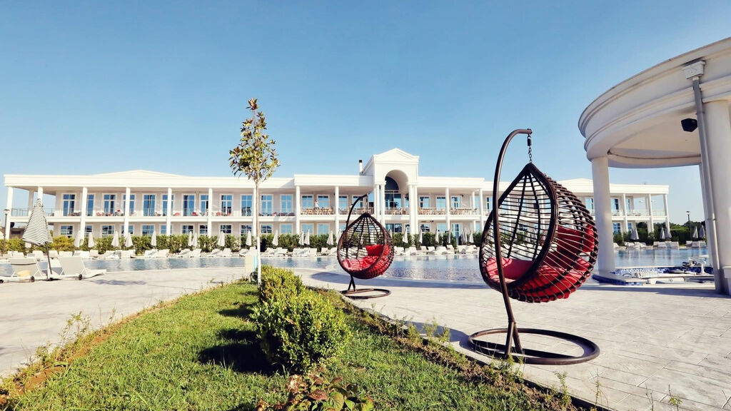 Velipoja Grand Europa Resort Affiliated By Meliá