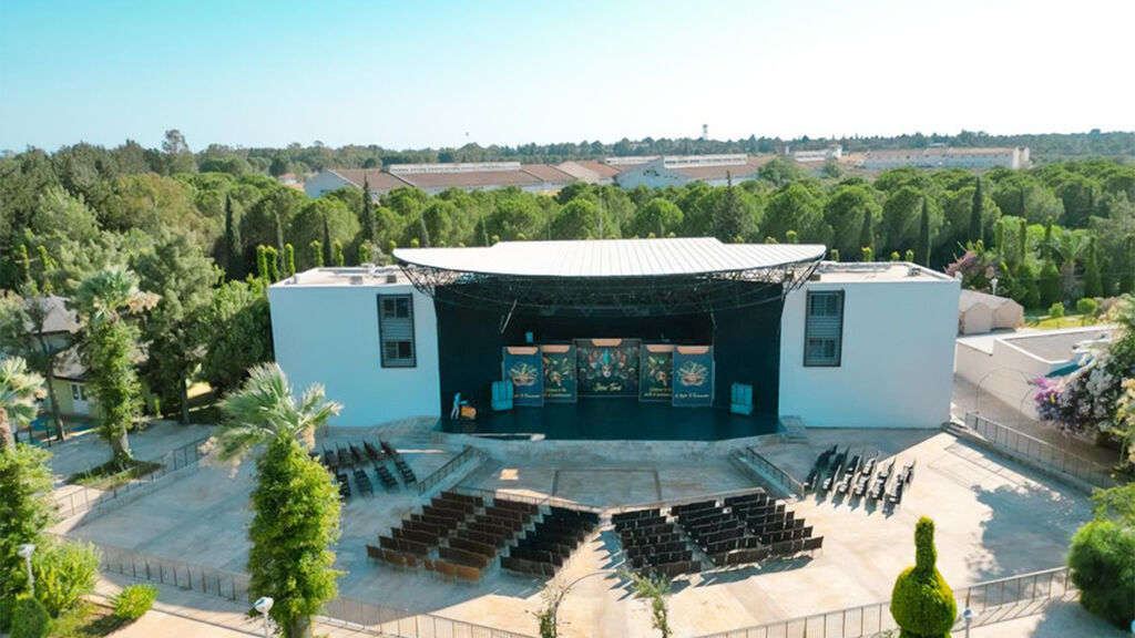 Venosa Beach Resort & Spa