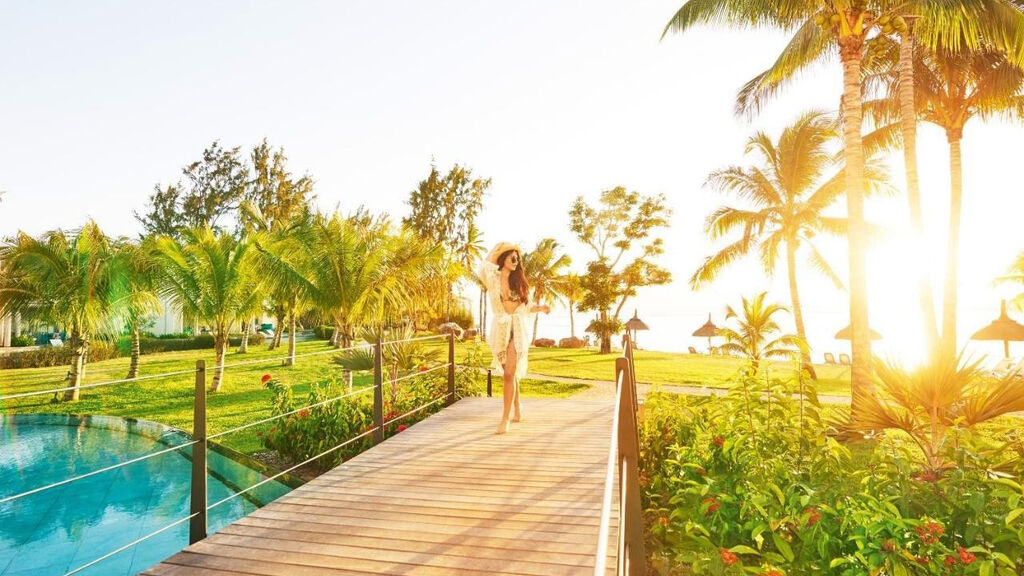 Victoria Beachcomber Resort & Spa
