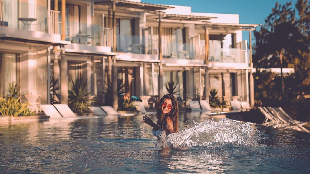 Victoria Beachcomber Resort & Spa