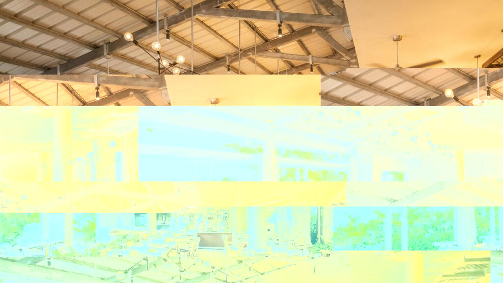 Victoria Beachcomber Resort & Spa