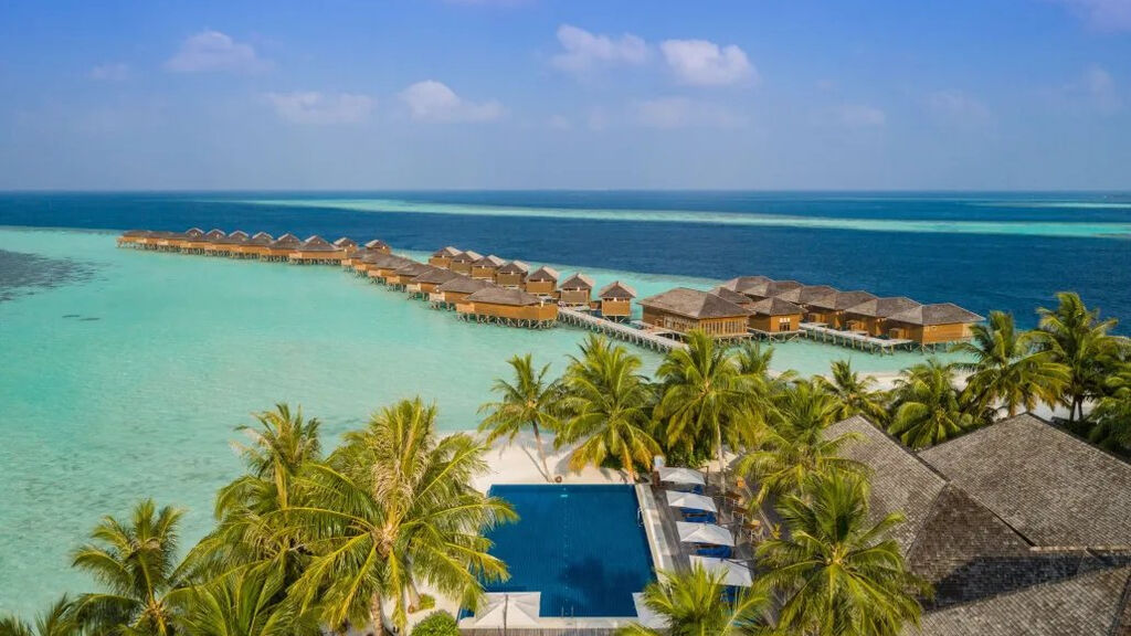 Vilamendhoo Island Resort & Spa