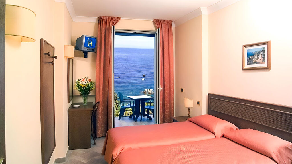 Villa Bianca Resort