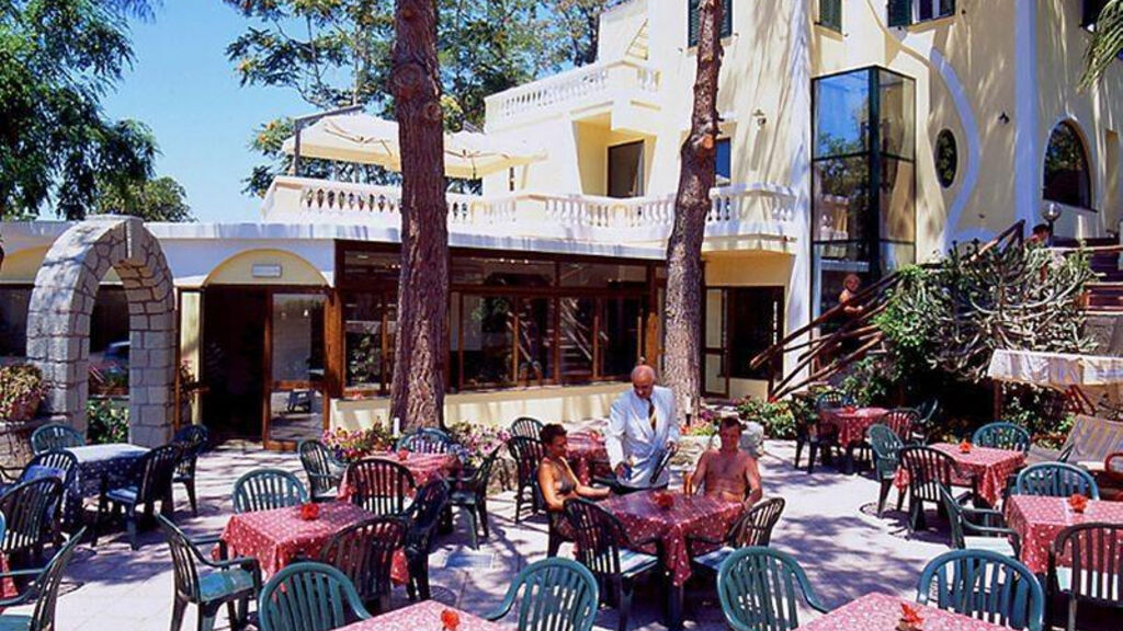 Villa Hibiscus